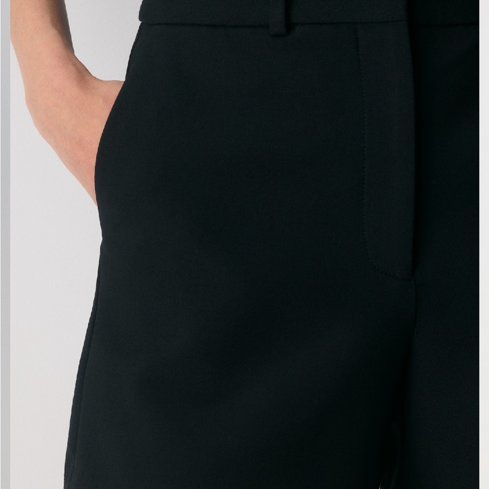 NWOT Aritzia High Waist Black Shorts - Picture 5 of 11